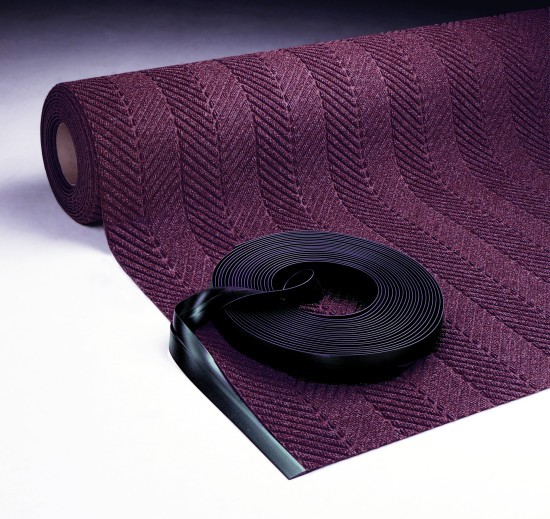 WH-Max-Roll-Goods-w-accessories-2-550×550-1