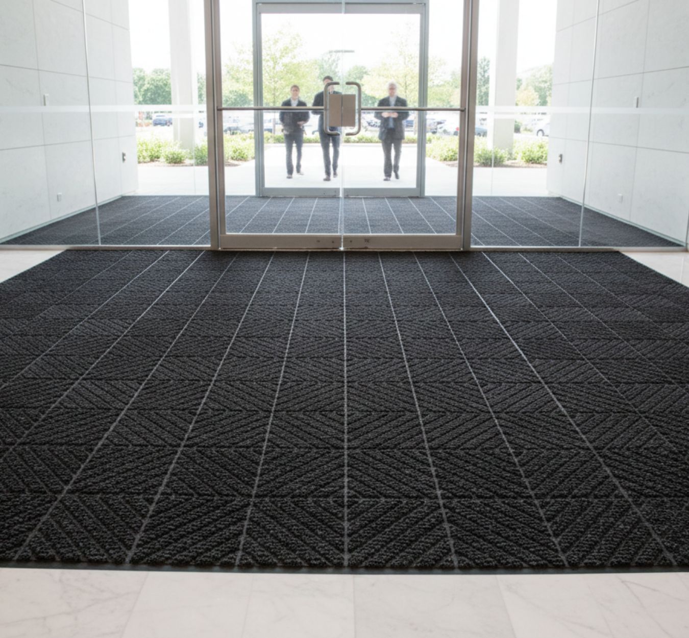 Waterhog max tiles diamond- in use